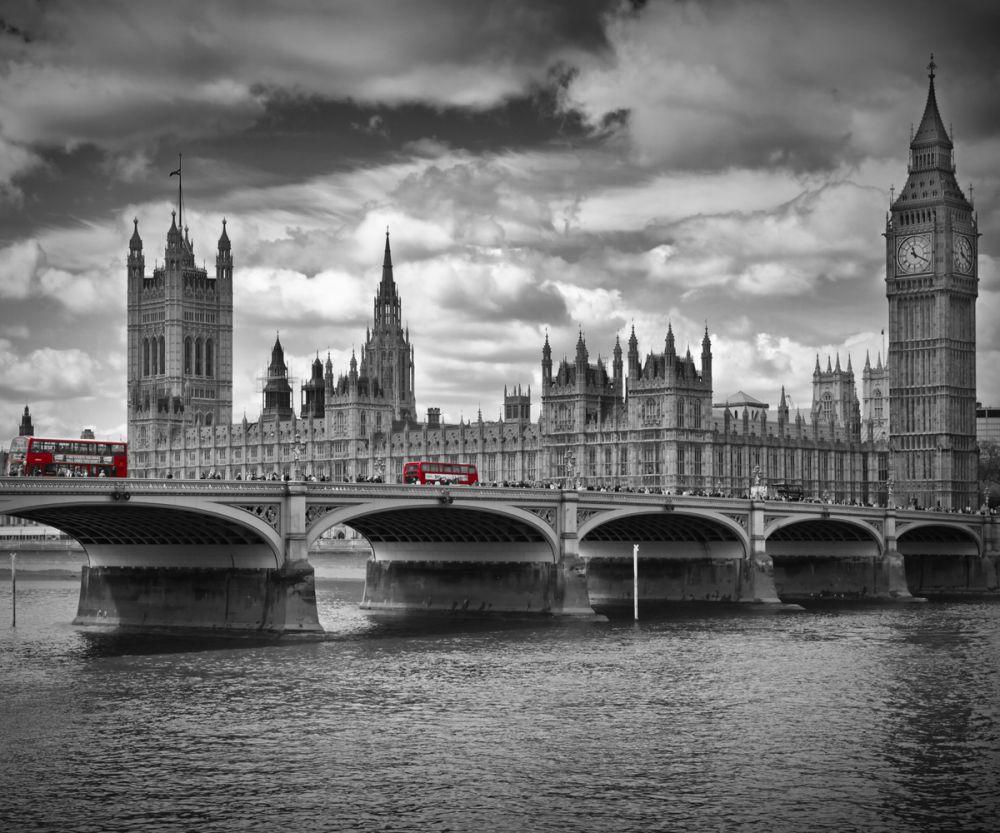 London Houses of Parliament and Red Buses